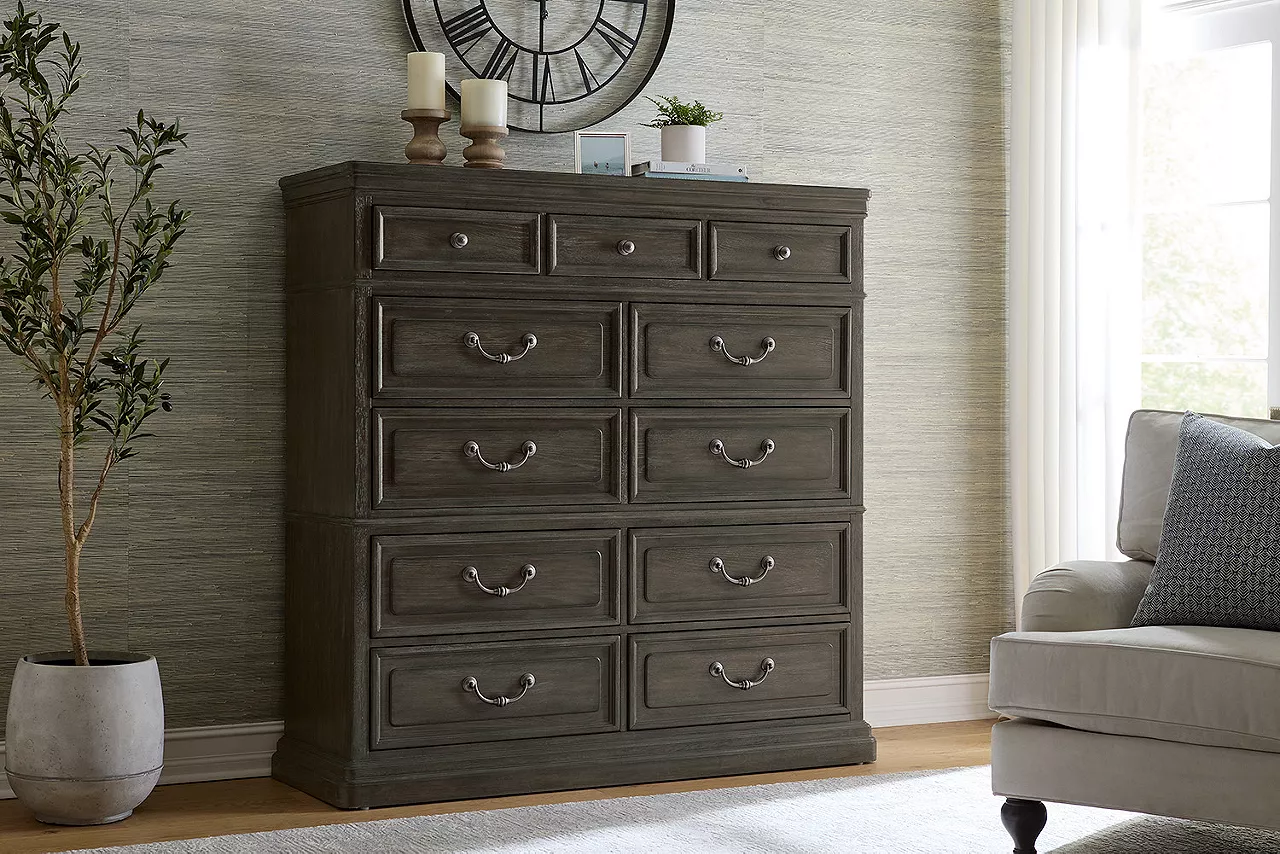 Image of Miller Park master chest in a room scene